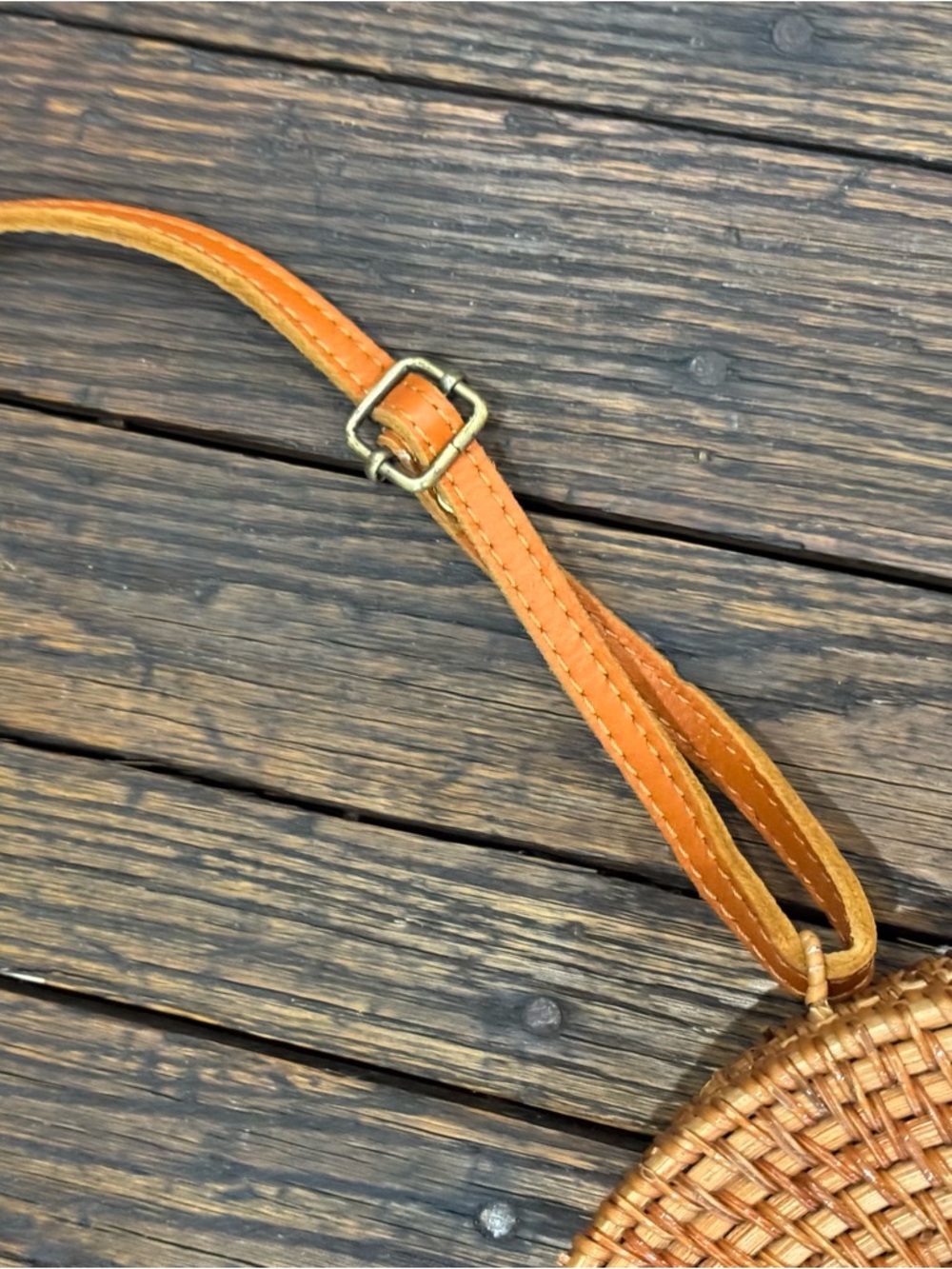 Woven Basket Round Crossbody Bag Purse in Tan / Brown with Tropical Lining - Picture 5 of 7